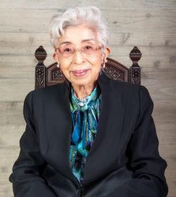 取締役社主上小鶴 貞子